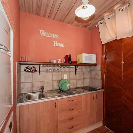 Tango Apartman Rhodes City