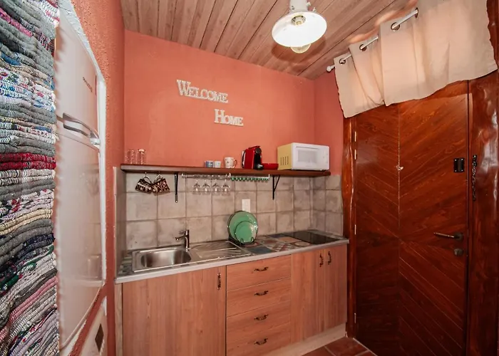 Tango Apartman Rhodes City